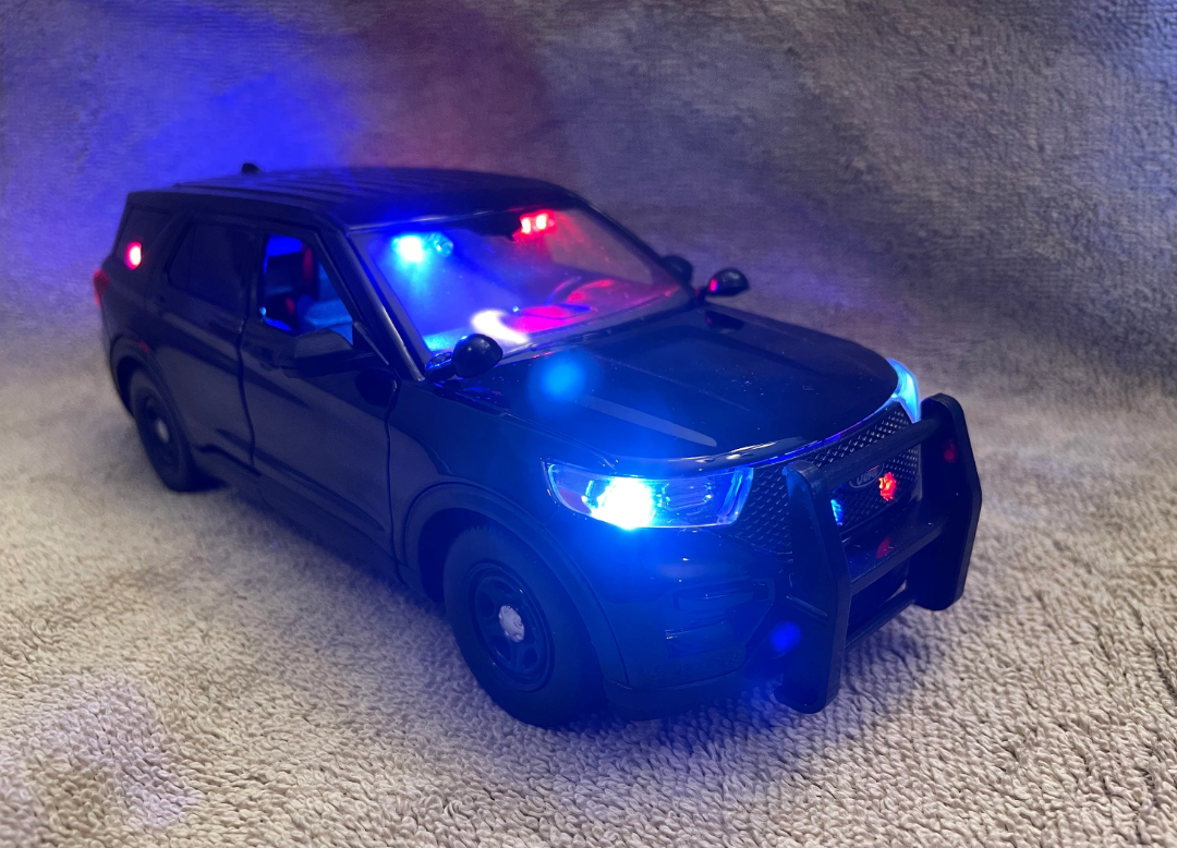 1/24 Scale 2022 Black Ford Explorer Undercover Police Unit – Working LED Lights & Siren – Custom Diecast by Badboys Creations